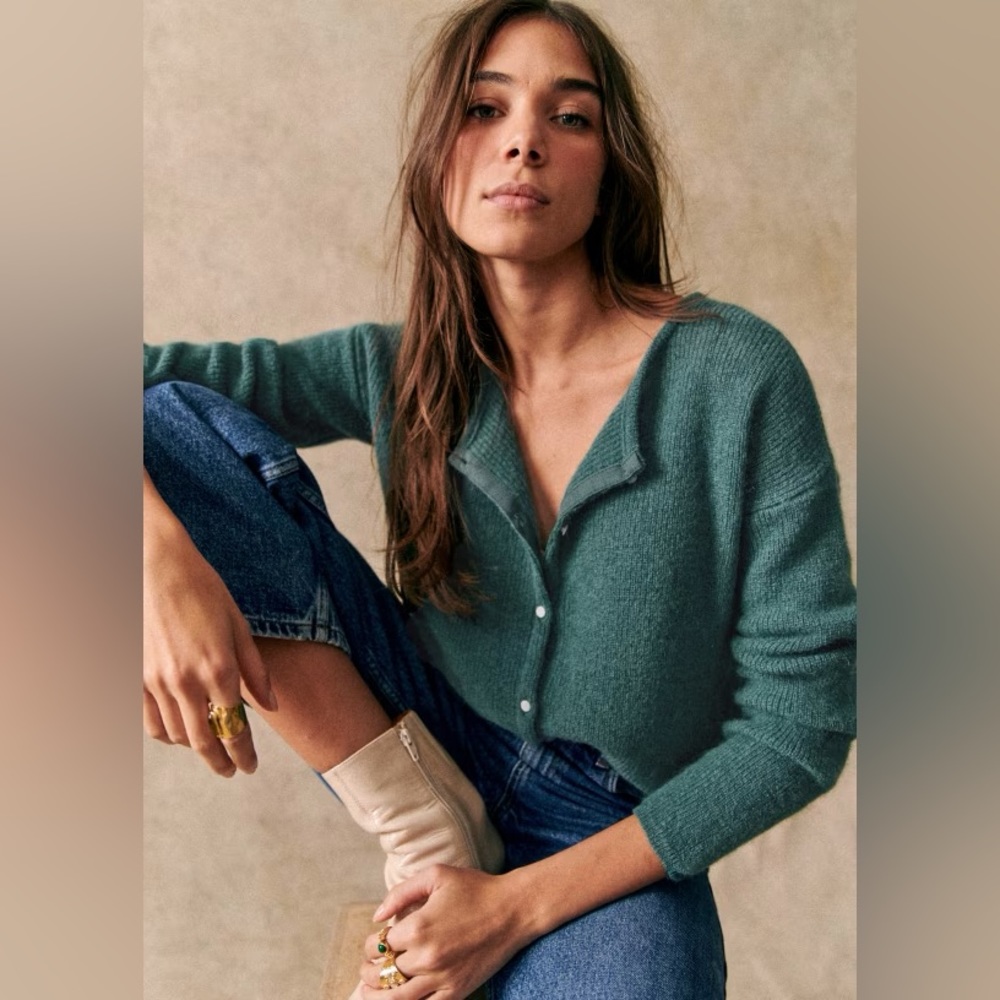Sezane Gaspard in Sage